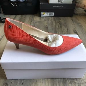 Calvin Klein Low heel pumps